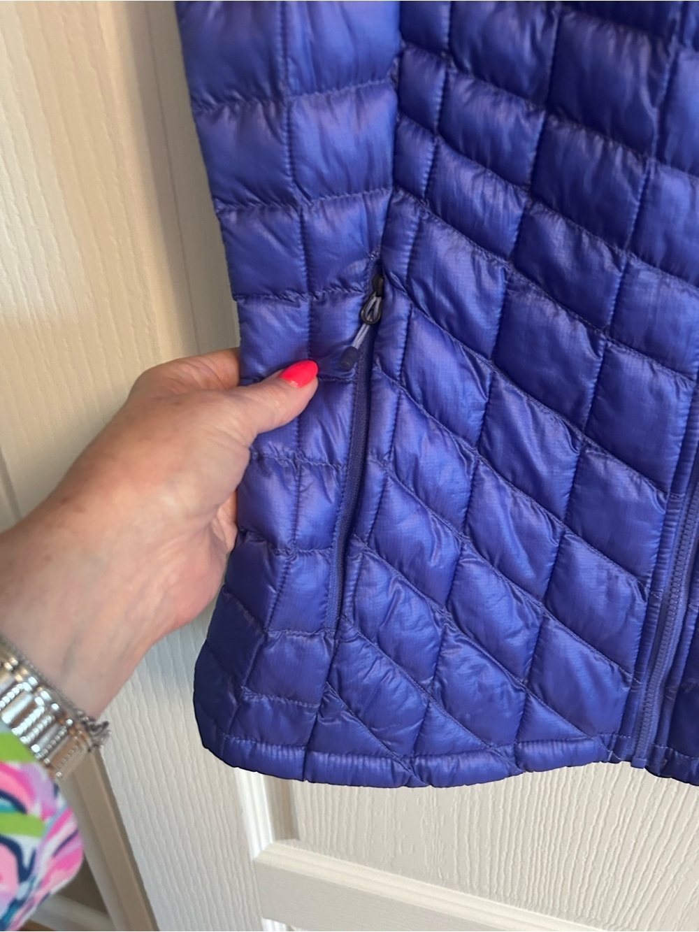 The North Face Women's Blue Quilted Packable Vest - Picture 2 of 6